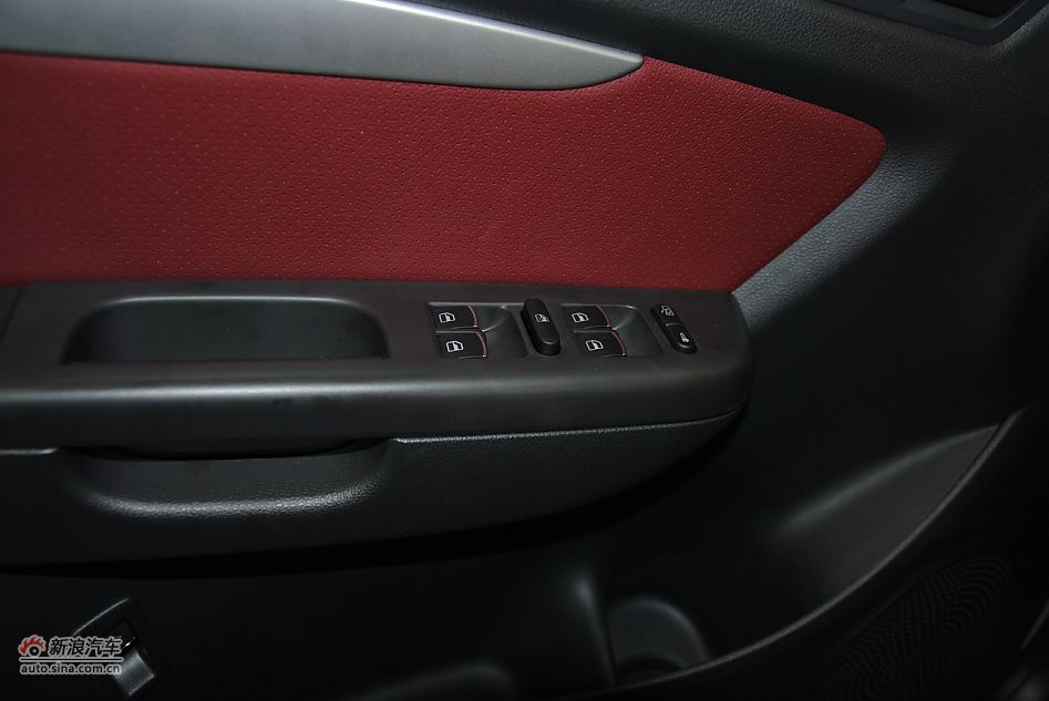 2011款朗逸1.4TSI运动版