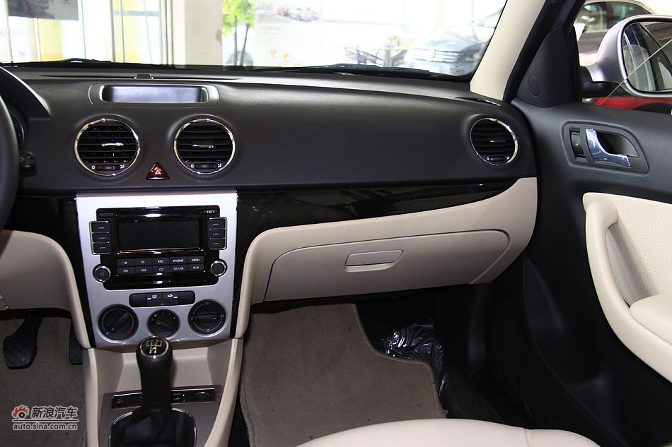 朗逸1.6L手动品雅版