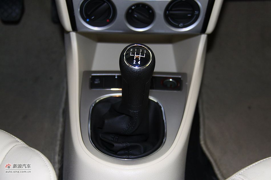 朗逸1.6L手动品雅版