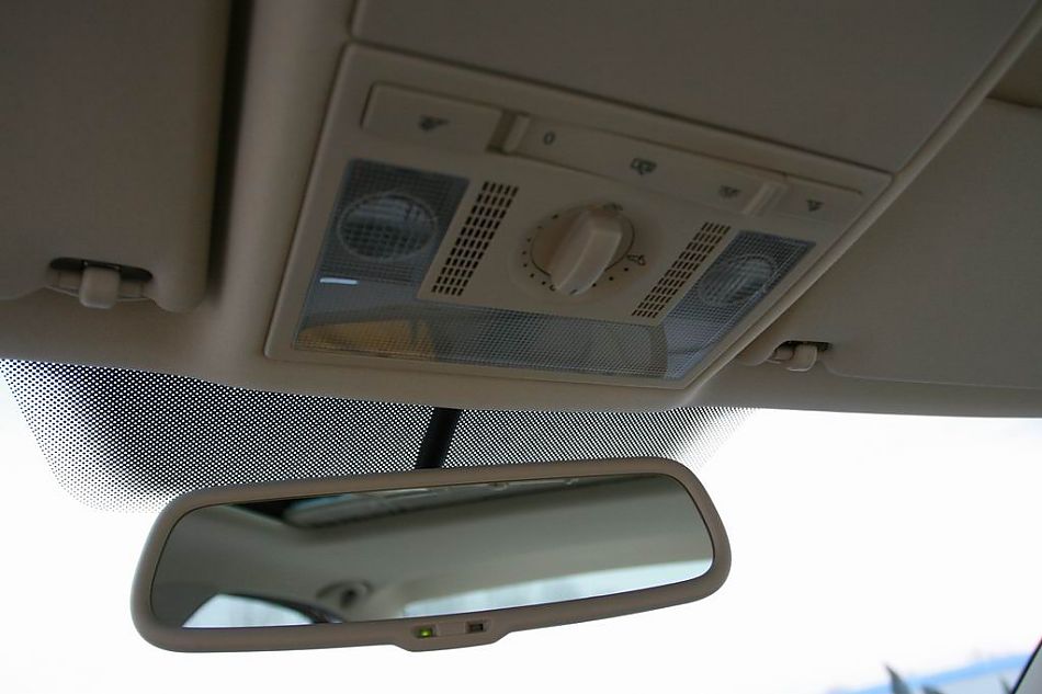 上海大众朗逸内饰图片