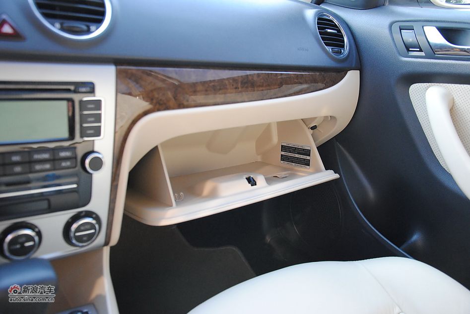 2011款朗逸1.6L自动品轩进享版