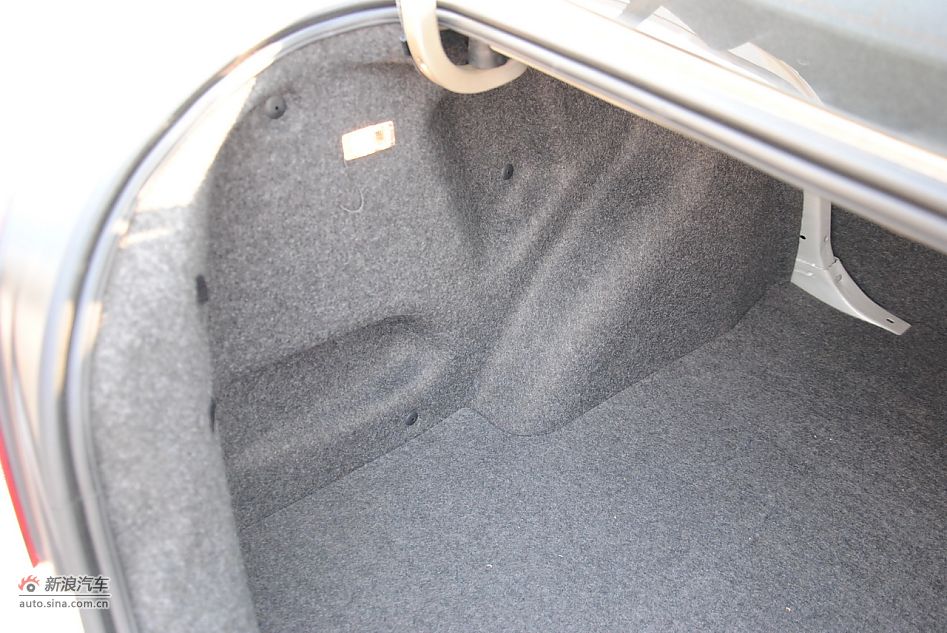 2011款朗逸1.6L自动品轩进享版