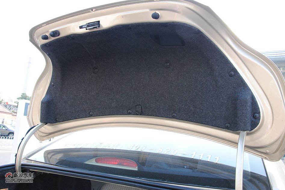 2011款朗逸1.6L自动品轩进享版