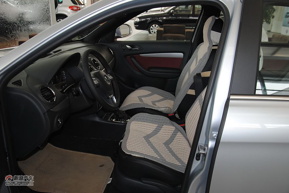 2011款朗逸1.4TSI运动版