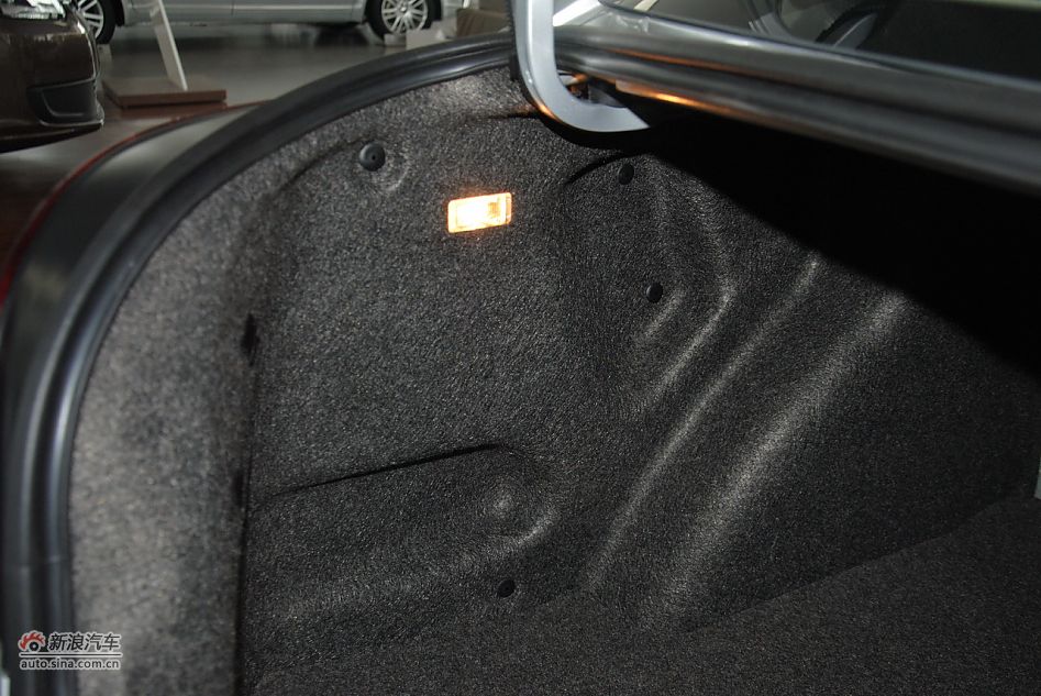 2011款朗逸1.4TSI手动品轩版