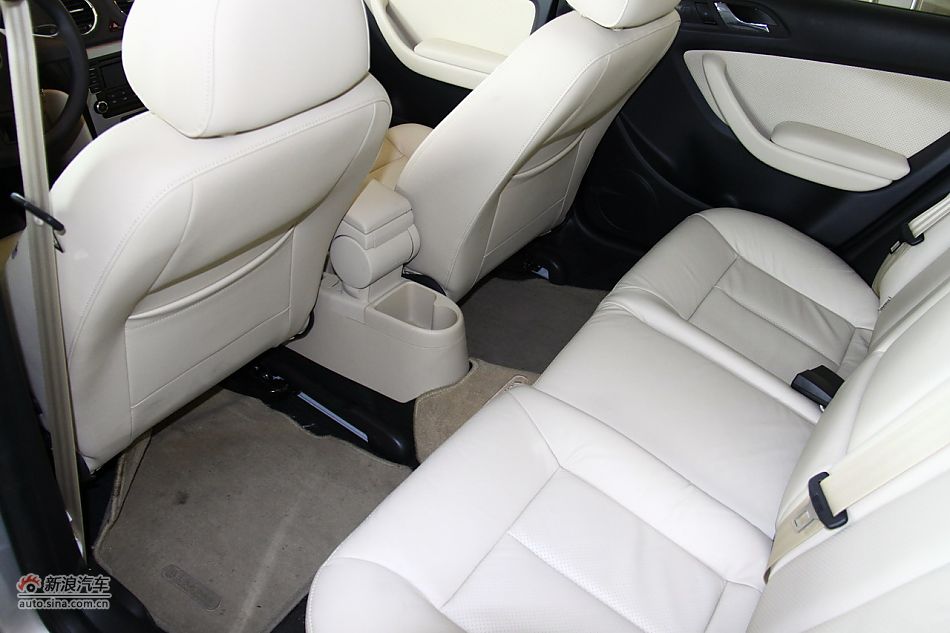 朗逸1.6L手动品雅版