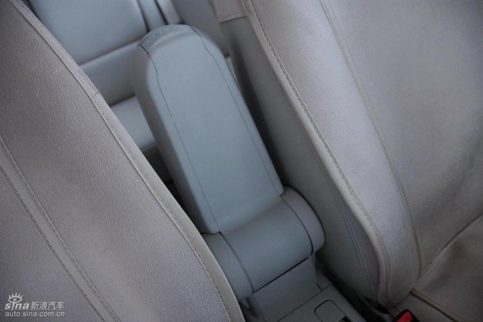 朗逸1.6L品轩版自动内饰