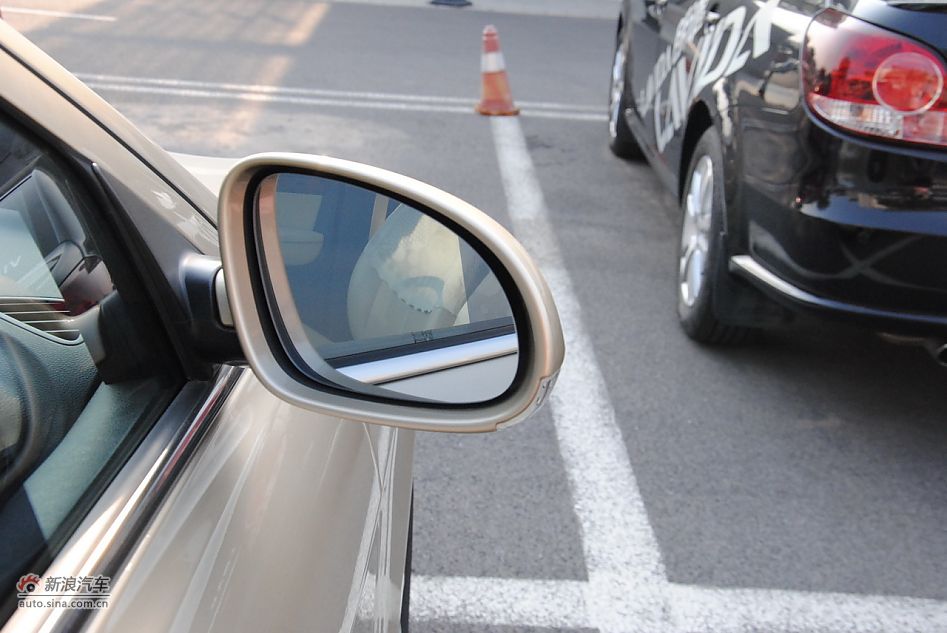 2011款朗逸1.6L自动品轩进享版