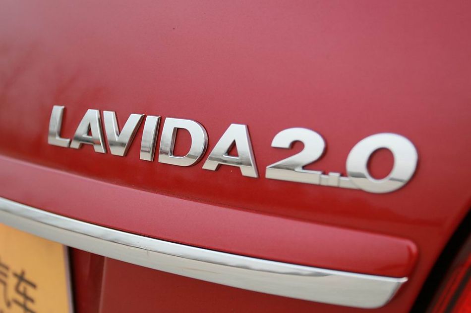 上海大众朗逸外观图片