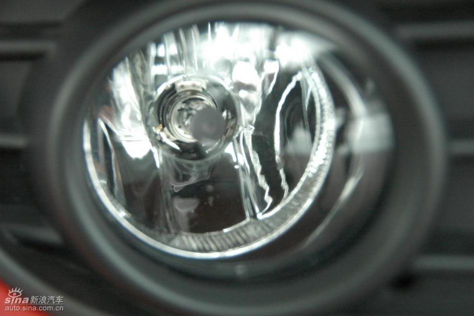 朗逸1.6L品轩版自动外观