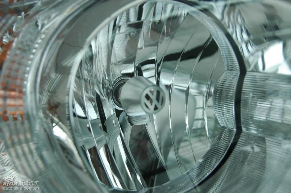 朗逸1.6L品轩版自动外观