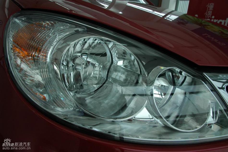 朗逸1.6L品轩版自动外观