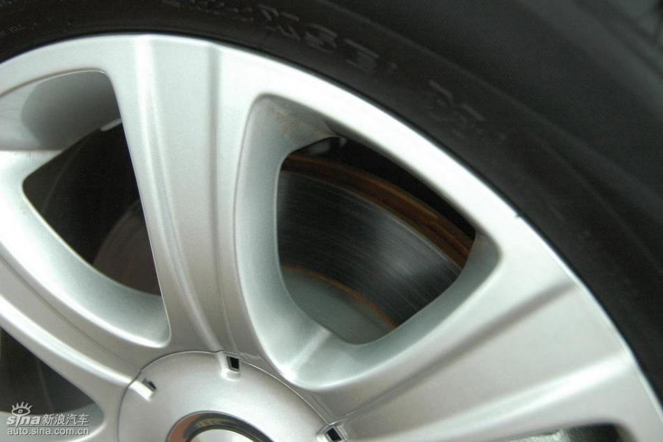 朗逸1.6L品轩版自动外观