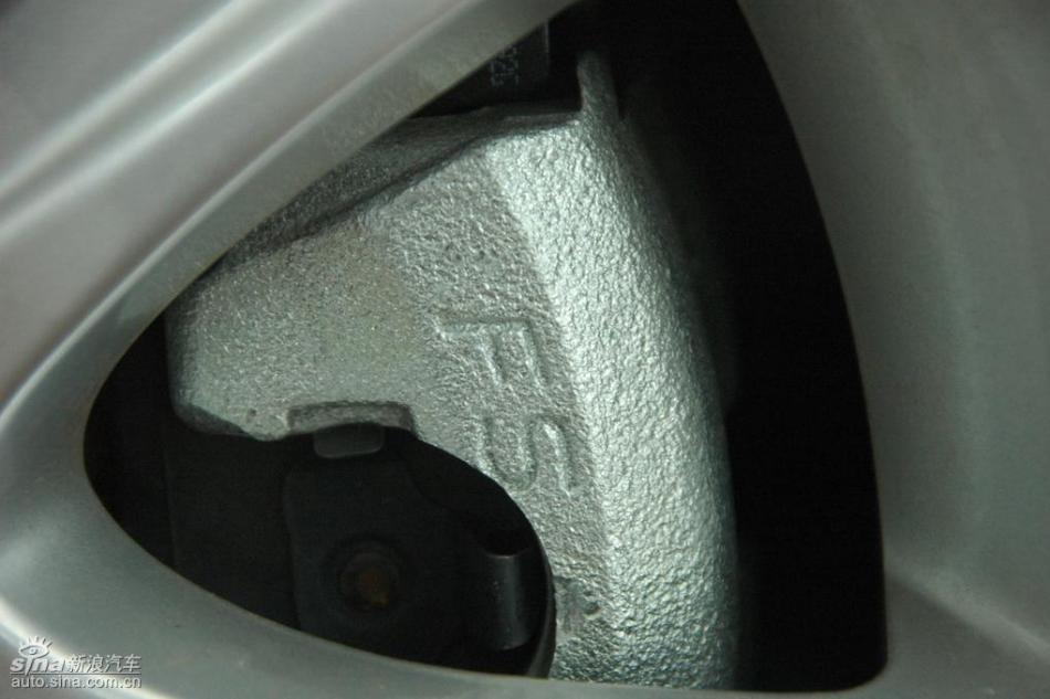 朗逸1.6L品轩版自动外观