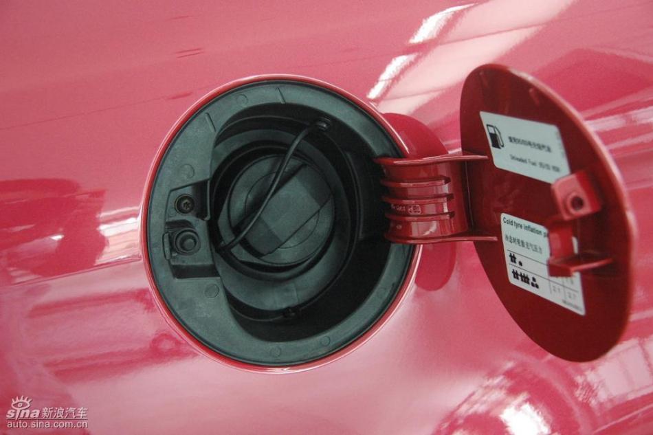 朗逸1.6L品轩版自动外观