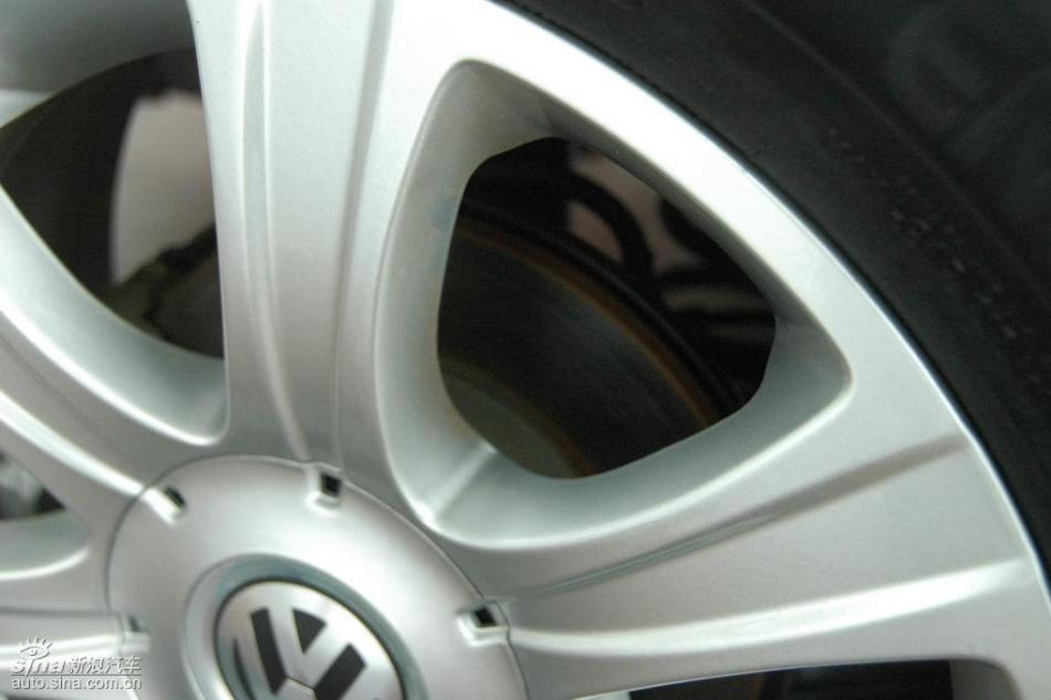 朗逸1.6L品轩版自动外观