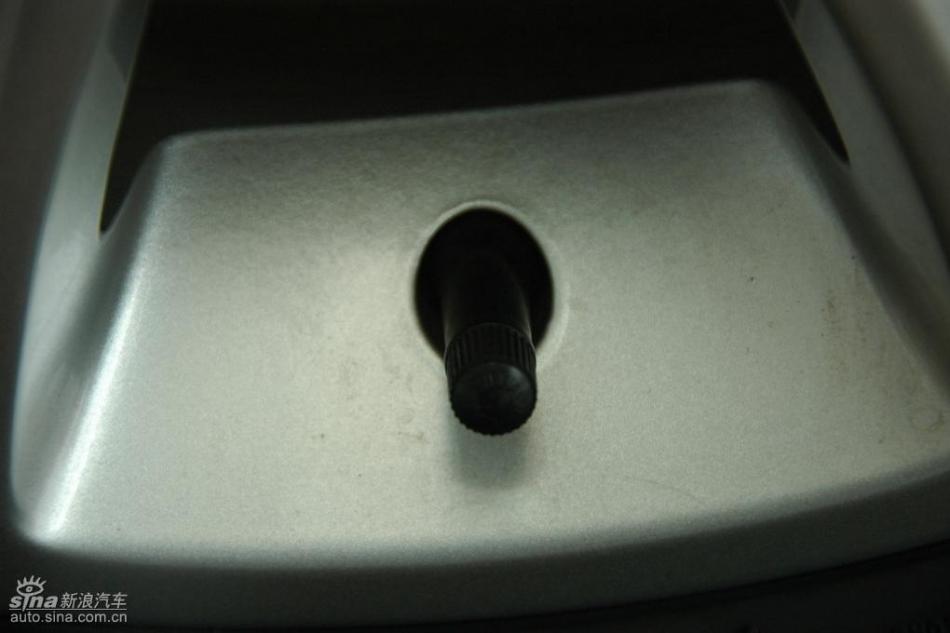 朗逸1.6L品轩版自动外观