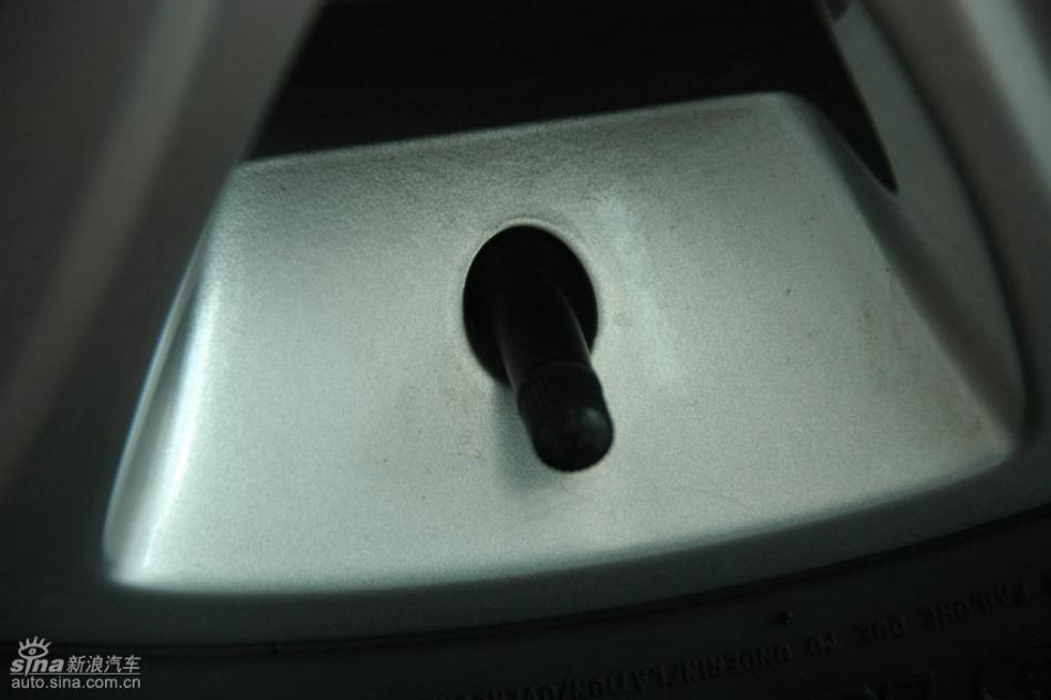 朗逸1.6L品轩版自动外观