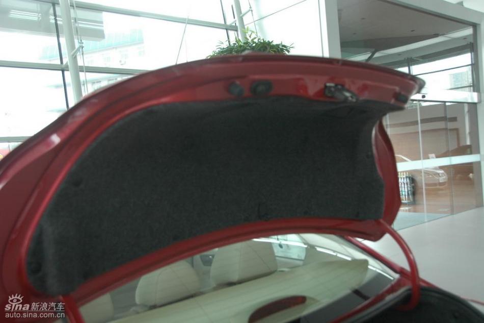 朗逸1.6L品轩版自动外观