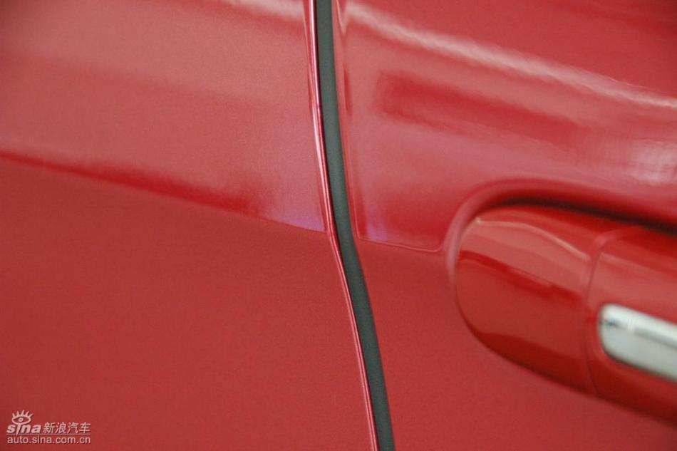 朗逸2.0L品尊版自动外观