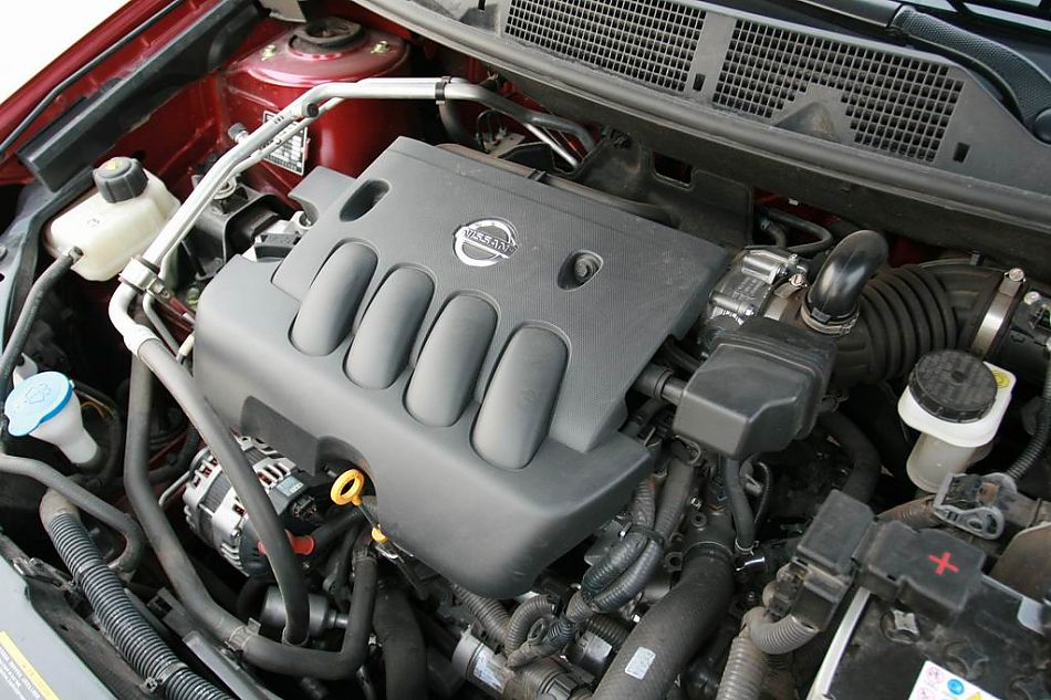 上海大众朗逸引擎图片