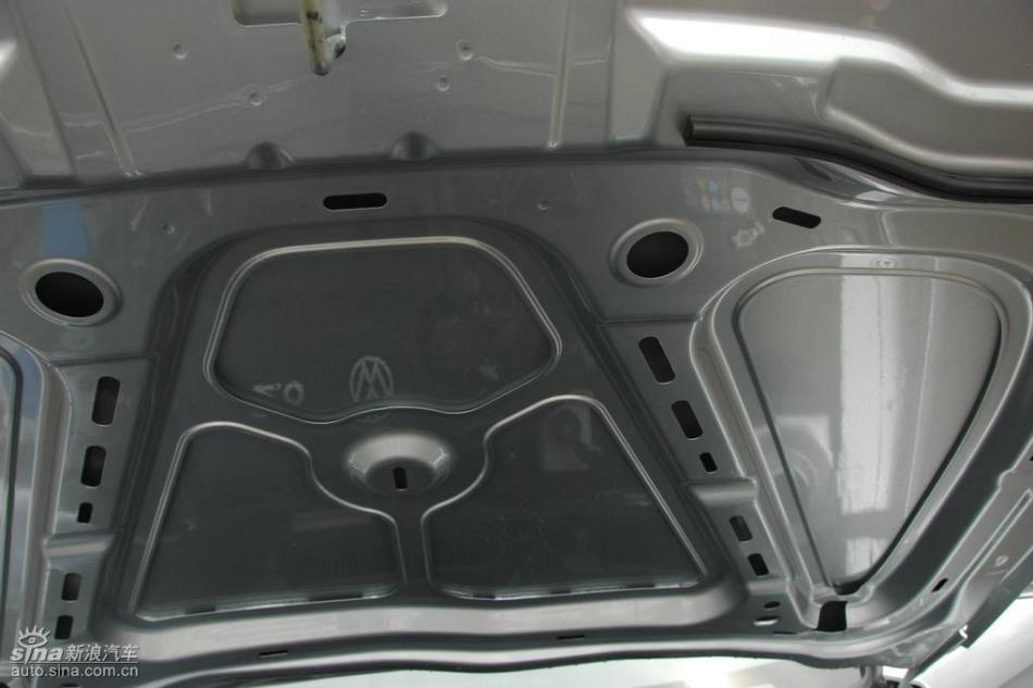 朗逸2.0L品尊版自动发动机