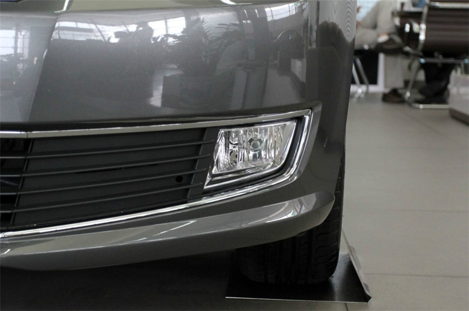 2013款 朗逸 1.6L 自动豪华版