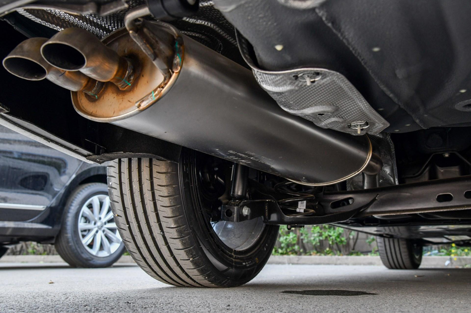 2018款 280TSI DSG豪华版 引擎底盘