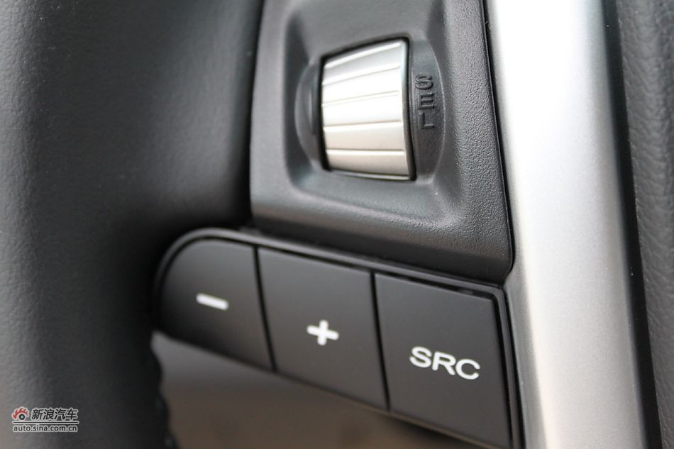 荣威550s 1.8L手动启逸版