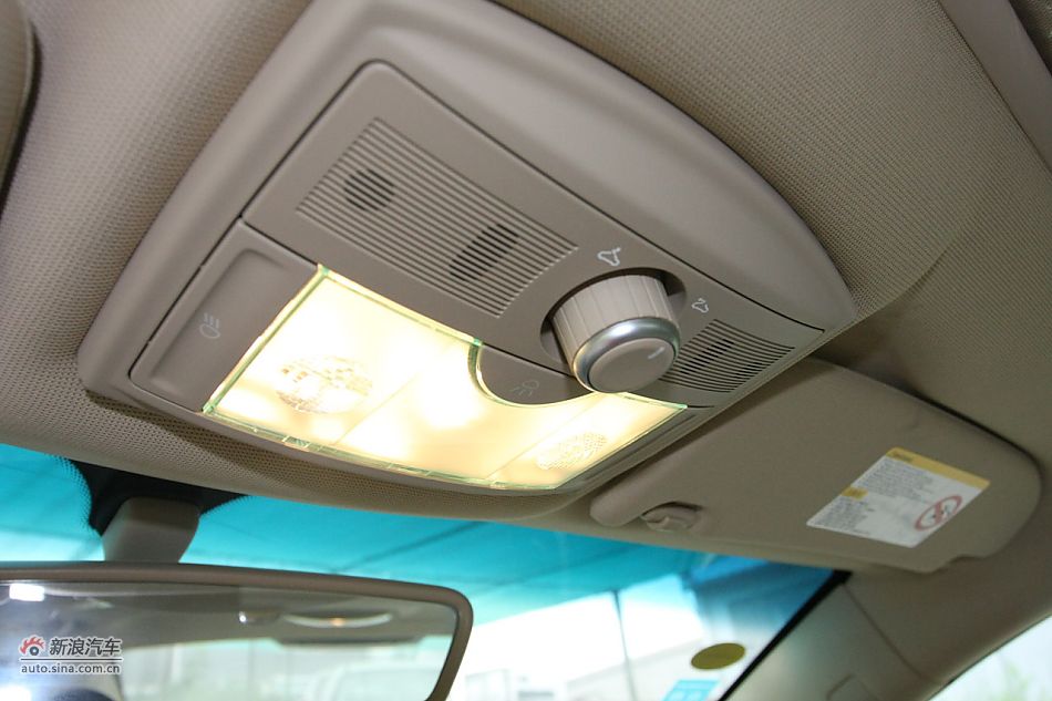 荣威550s 1.8L自动超值版