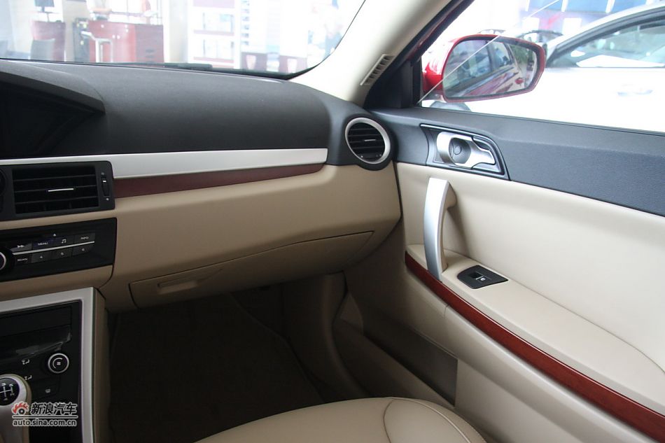 荣威550s 1.8L手动世博版