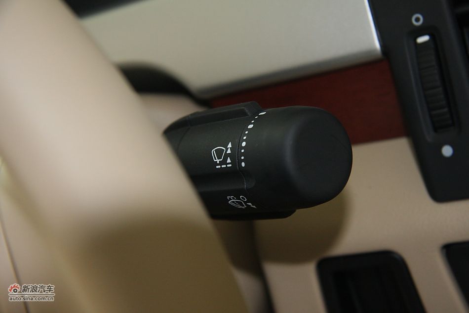 荣威550s 1.8L手动世博版