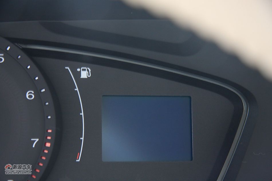 荣威550s 1.8L手动世博版