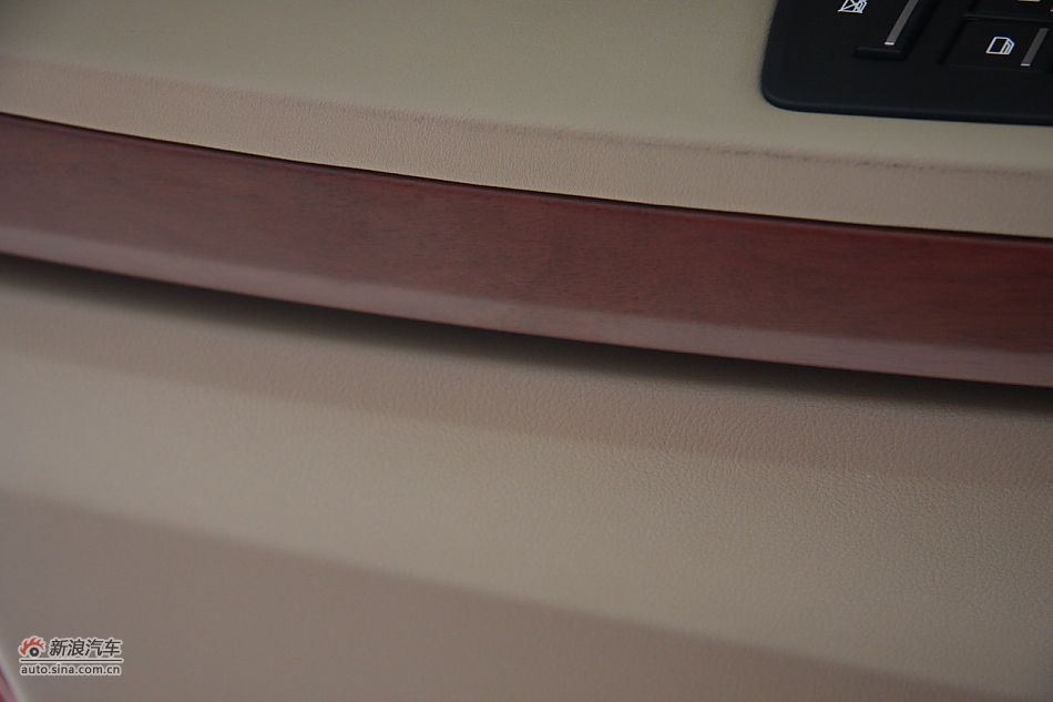 荣威550s 1.8L手动世博版