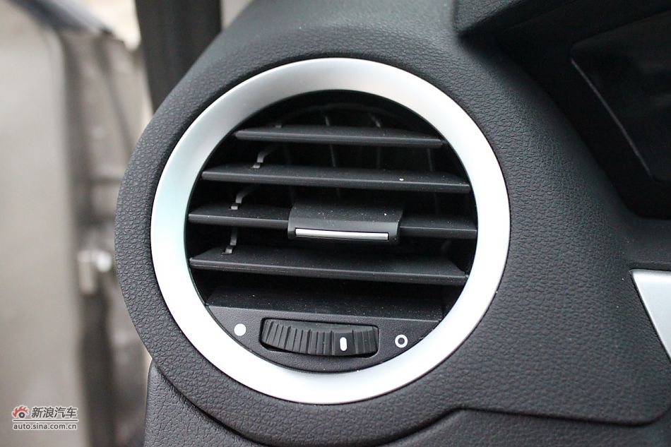 荣威550s 1.8L手动启逸版