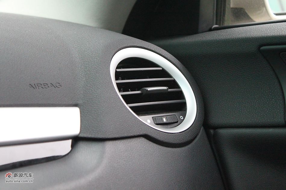 荣威550s 1.8L手动启逸版