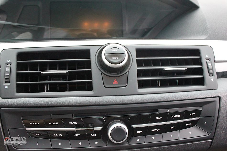 荣威550s 1.8L手动启逸版