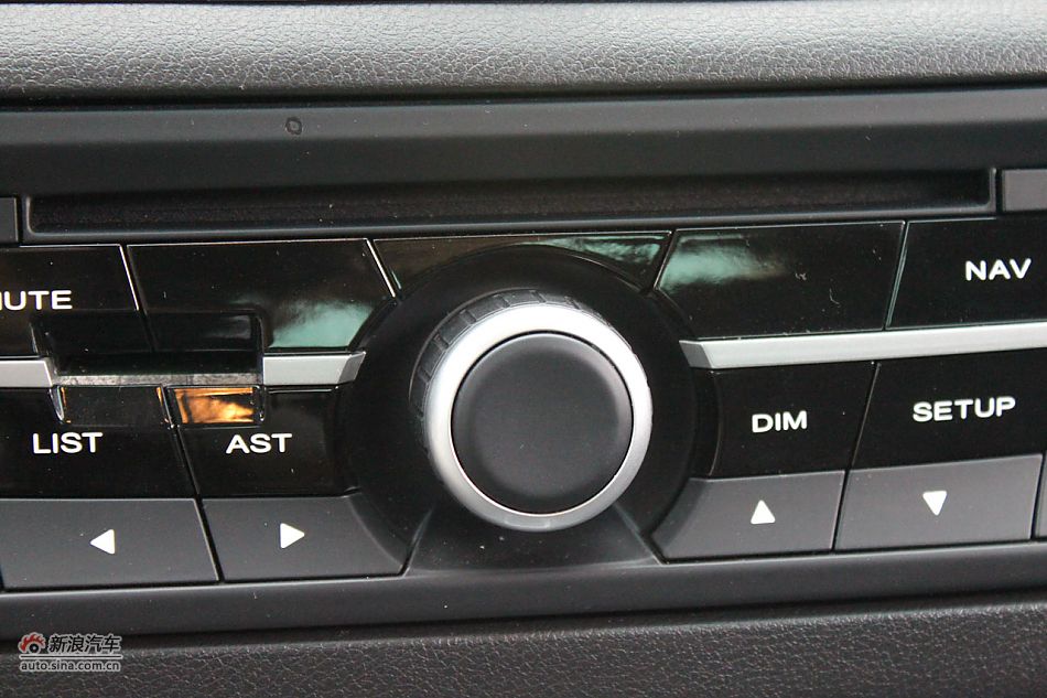 荣威550s 1.8L手动启逸版