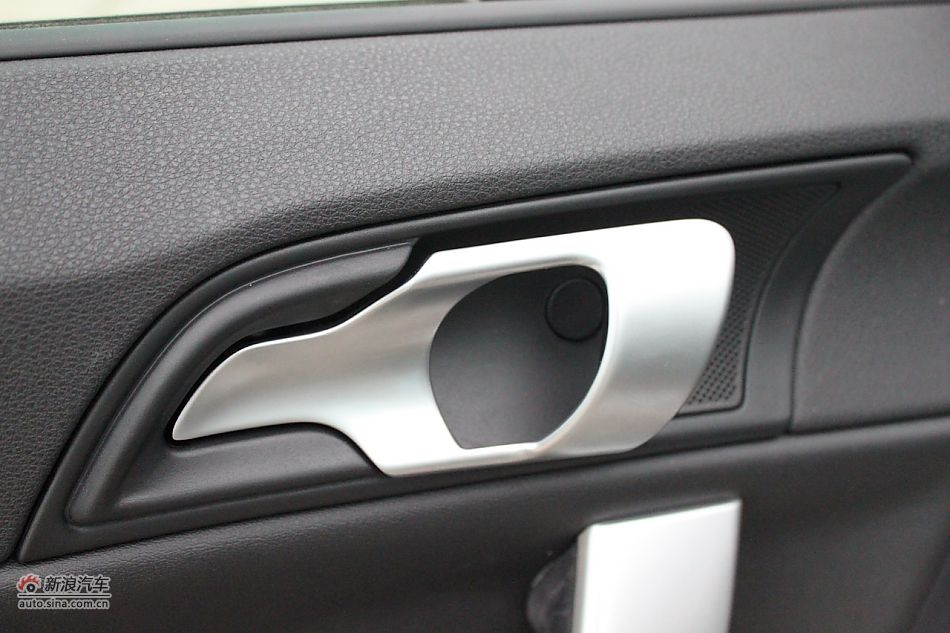 荣威550s 1.8L手动启逸版