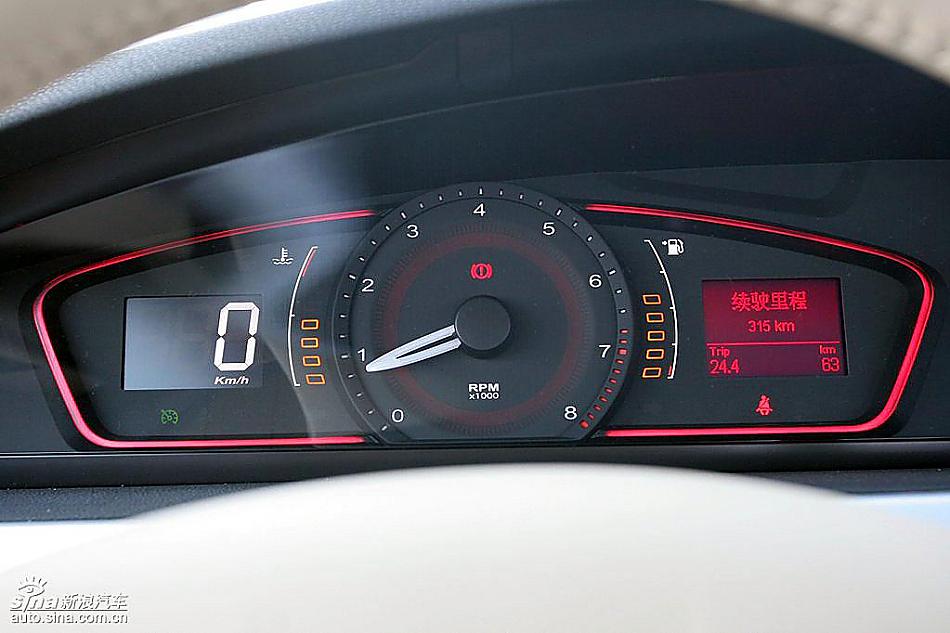 荣威550 1.8DVVT内饰及细节