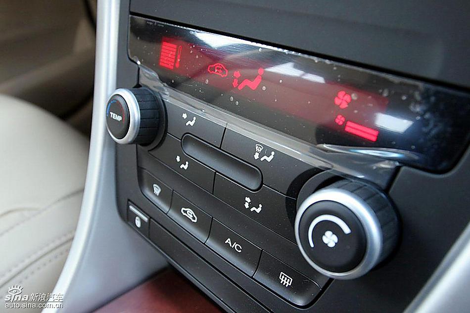 荣威550 1.8DVVT内饰及细节