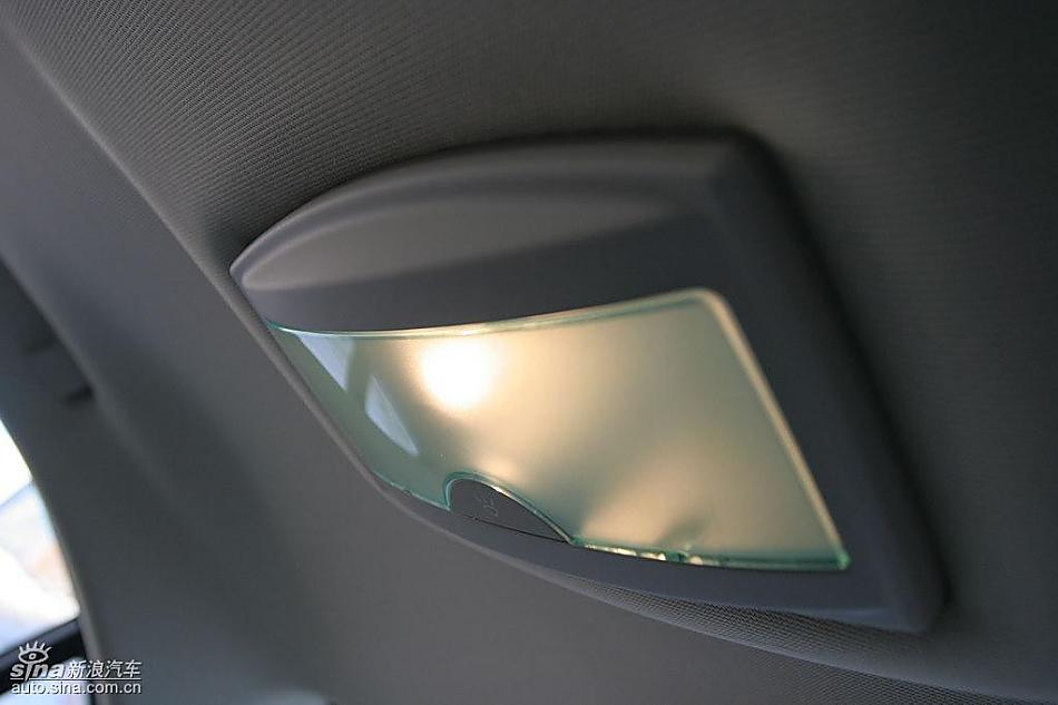 荣威550 1.8DVVT内饰及细节