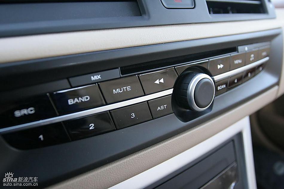 荣威550 1.8DVVT内饰及细节