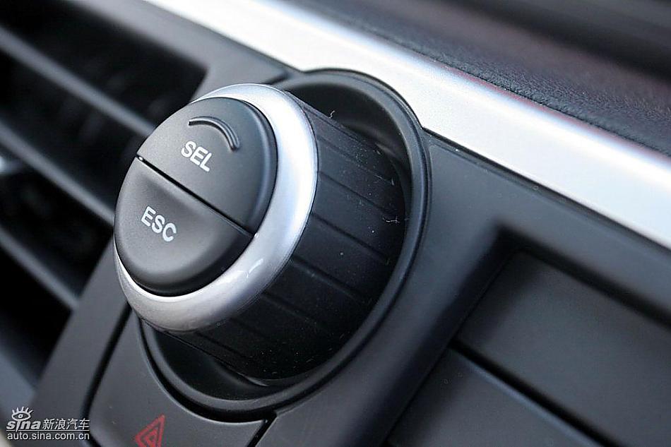 荣威550 1.8DVVT内饰及细节