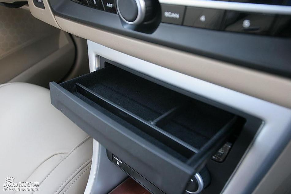 荣威550 1.8DVVT内饰及细节