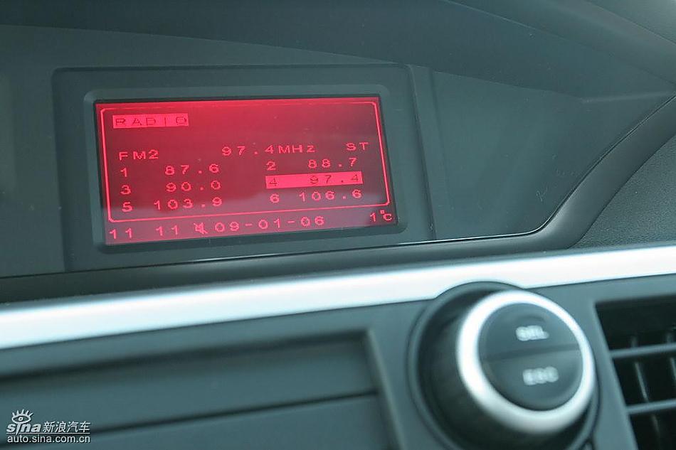 荣威550 1.8DVVT内饰及细节