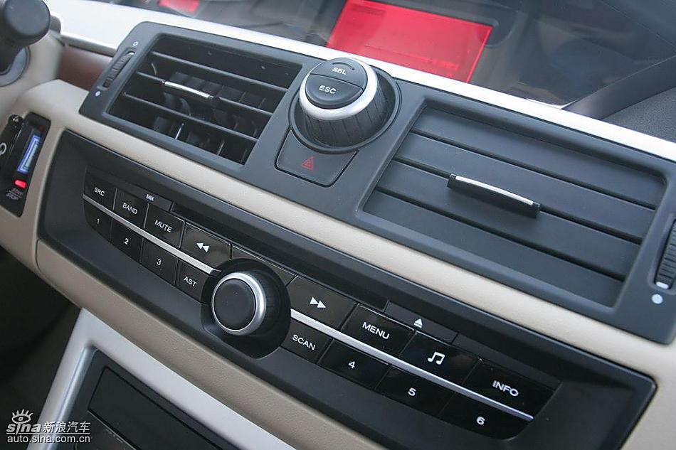 荣威550 1.8DVVT内饰及细节