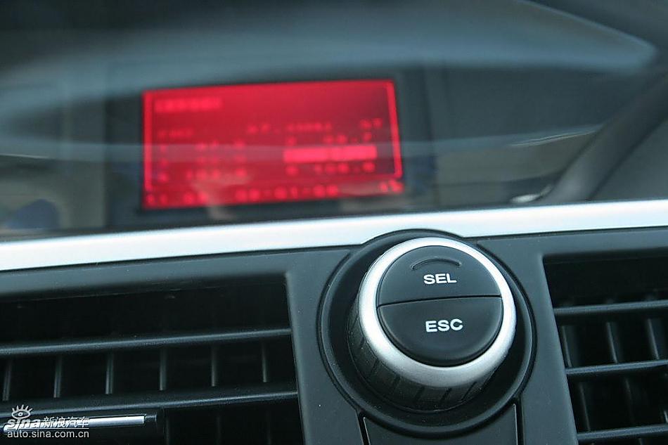 荣威550 1.8DVVT内饰及细节