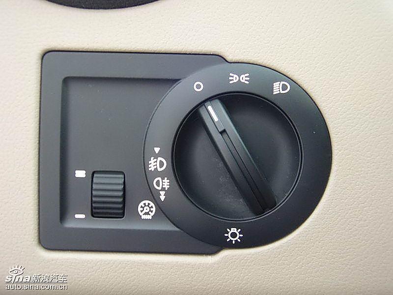 荣威550到店实拍