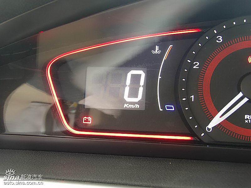 荣威550到店实拍